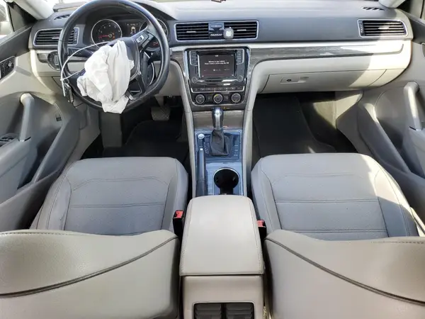 1VWBA7A36JC049191 2018 VOLKSWAGEN PASSAT - Image 8
