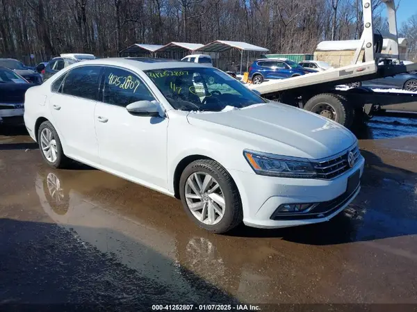 1VWBA7A36JC050177 2018 VOLKSWAGEN PASSAT - Image 1
