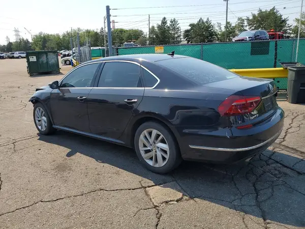 1VWBA7A36JC052415 2018 VOLKSWAGEN PASSAT - Image 2
