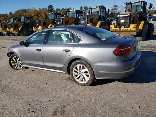 1VWBA7A36JC052527 2018 VOLKSWAGEN PASSAT - Image 2