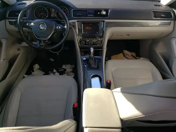 1VWBA7A36JC052527 2018 VOLKSWAGEN PASSAT - Image 8