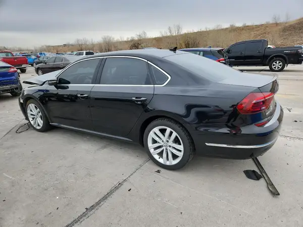 1VWBA7A37JC000159 2018 VOLKSWAGEN PASSAT - Image 2