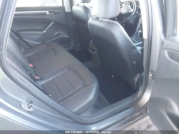 1VWBA7A37JC002204 2018 VOLKSWAGEN PASSAT - Image 8
