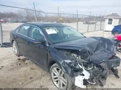 1VWBA7A37JC003529 2018 VOLKSWAGEN PASSAT