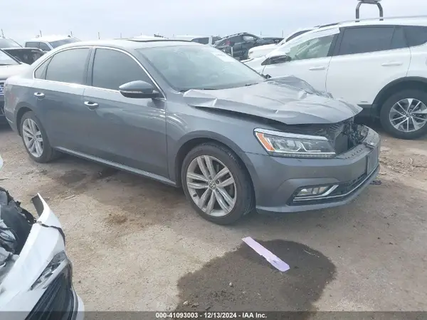 1VWBA7A37JC008441 2018 VOLKSWAGEN PASSAT - Image 1