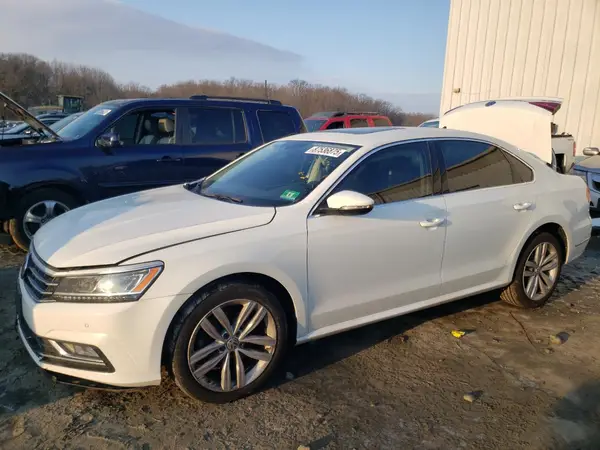 1VWBA7A37JC011534 2018 VOLKSWAGEN PASSAT - Image 1