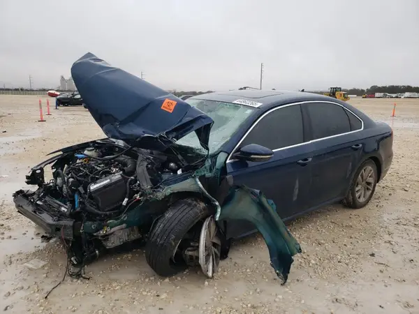 1VWBA7A37JC012280 2018 VOLKSWAGEN PASSAT - Image 1