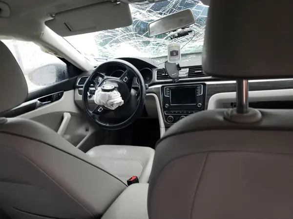 1VWBA7A37JC012280 2018 VOLKSWAGEN PASSAT - Image 8