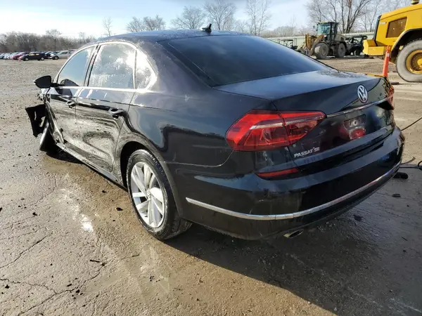 1VWBA7A37JC019455 2018 VOLKSWAGEN PASSAT - Image 2