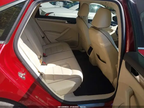1VWBA7A37JC020220 2018 VOLKSWAGEN PASSAT - Image 8