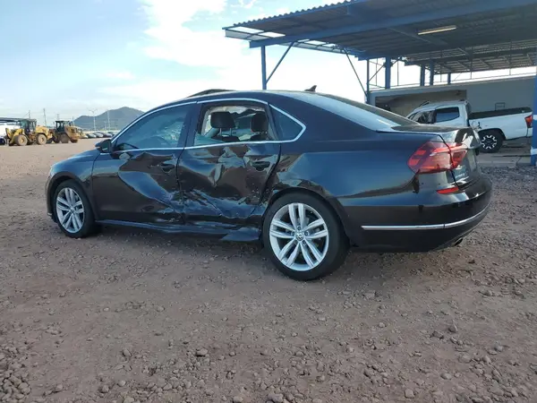 1VWBA7A37JC021268 2018 VOLKSWAGEN PASSAT - Image 2