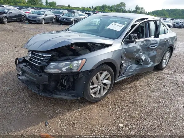 1VWBA7A37JC022503 2018 VOLKSWAGEN PASSAT - Image 2