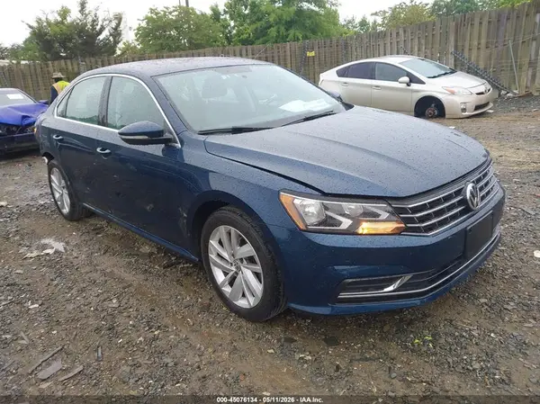 1VWBA7A37JC029256 2018 VOLKSWAGEN PASSAT - Image 1
