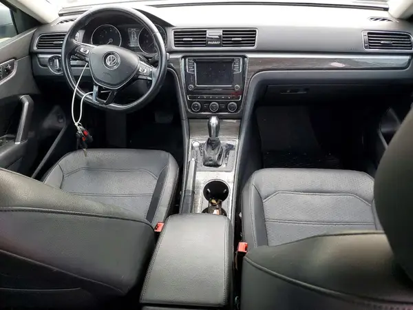 1VWBA7A37JC031329 2018 VOLKSWAGEN PASSAT - Image 8