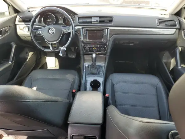 1VWBA7A37JC042945 2018 VOLKSWAGEN PASSAT - Image 8