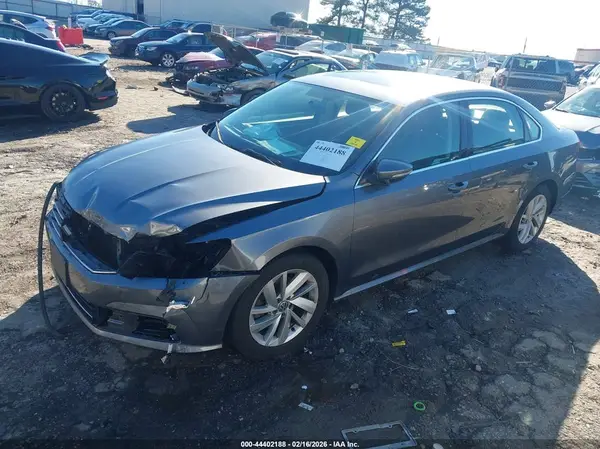 1VWBA7A37JC043058 2018 VOLKSWAGEN PASSAT - Image 2
