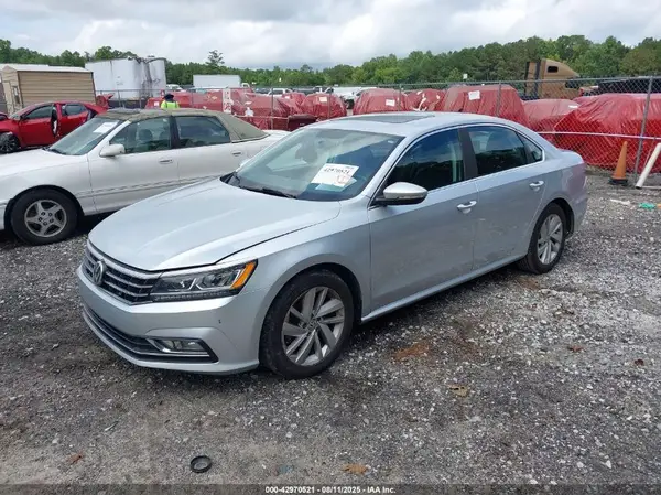 1VWBA7A37JC044940 2018 VOLKSWAGEN PASSAT - Image 2