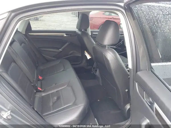 1VWBA7A37JC048986 2018 VOLKSWAGEN PASSAT - Image 8