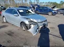 1VWBA7A37JC050303 2018 VOLKSWAGEN PASSAT