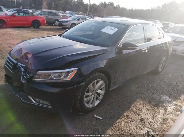 1VWBA7A38JC003068 2018 VOLKSWAGEN PASSAT - Image 2