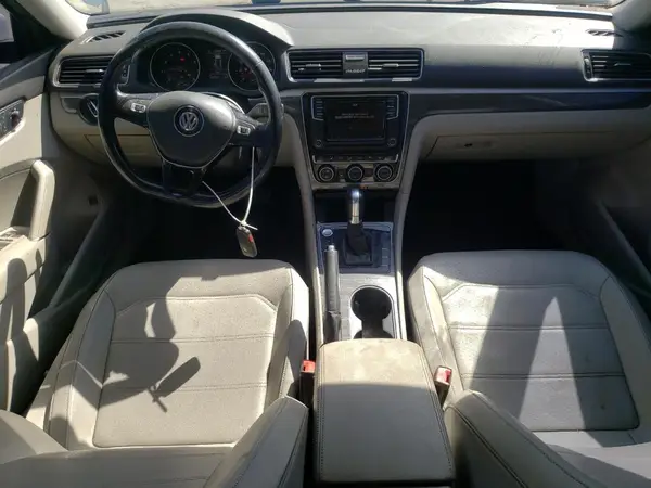 1VWBA7A38JC003460 2018 VOLKSWAGEN PASSAT - Image 8