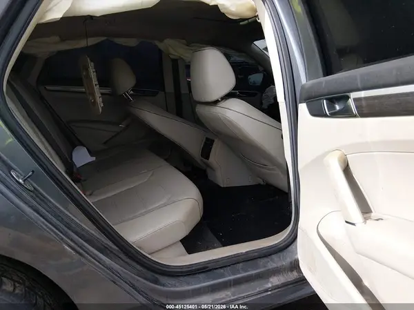 1VWBA7A38JC008402 2018 VOLKSWAGEN PASSAT - Image 8