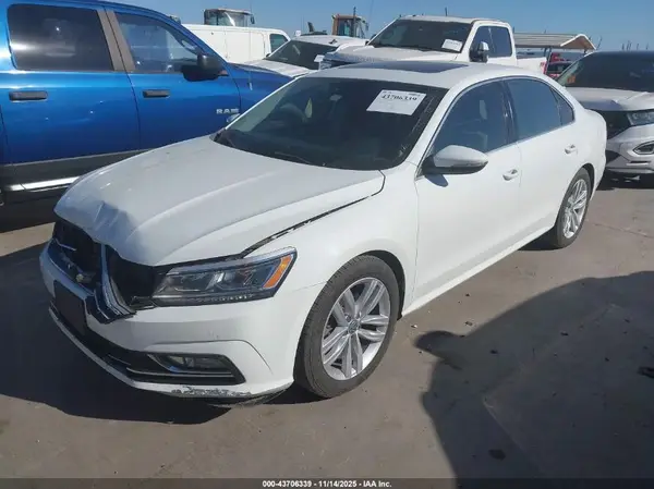 1VWBA7A38JC012434 2018 VOLKSWAGEN PASSAT - Image 2