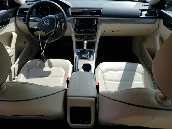 1VWBA7A38JC013020 2018 VOLKSWAGEN PASSAT - Image 8