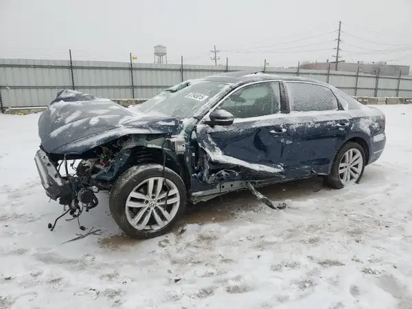 1VWBA7A38JC014684 2018 VOLKSWAGEN PASSAT - Image 1