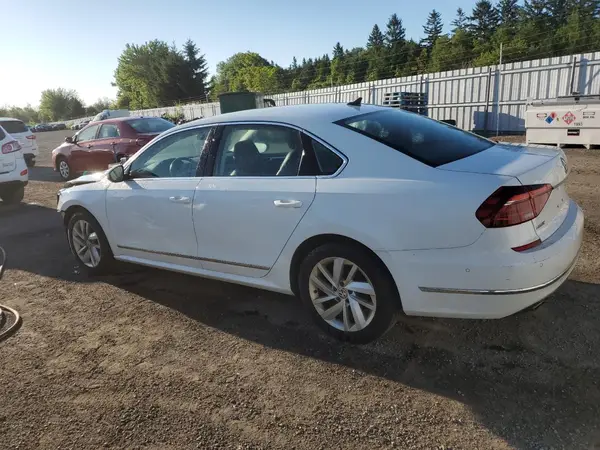 1VWBA7A38JC017746 2018 VOLKSWAGEN PASSAT - Image 2