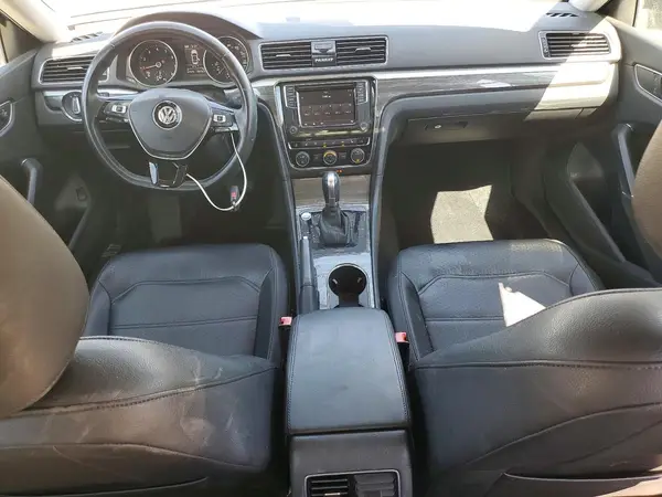 1VWBA7A38JC040329 2018 VOLKSWAGEN PASSAT - Image 8