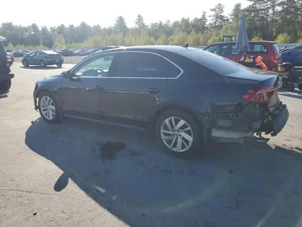 1VWBA7A38JC041030 2018 VOLKSWAGEN PASSAT - Image 2