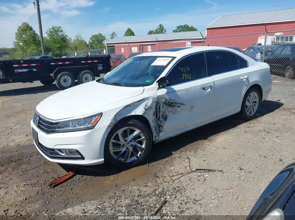 1VWBA7A38JC041514 2018 VOLKSWAGEN PASSAT - Image 2