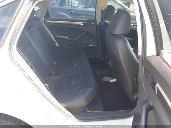 1VWBA7A38JC041514 2018 VOLKSWAGEN PASSAT - Image 8