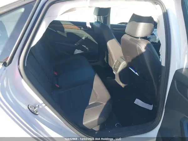 1VWBA7A38NC008034 2022 VOLKSWAGEN PASSAT - Image 8