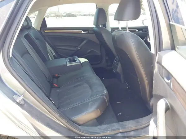 1VWBA7A38NC008468 2022 VOLKSWAGEN PASSAT - Image 8