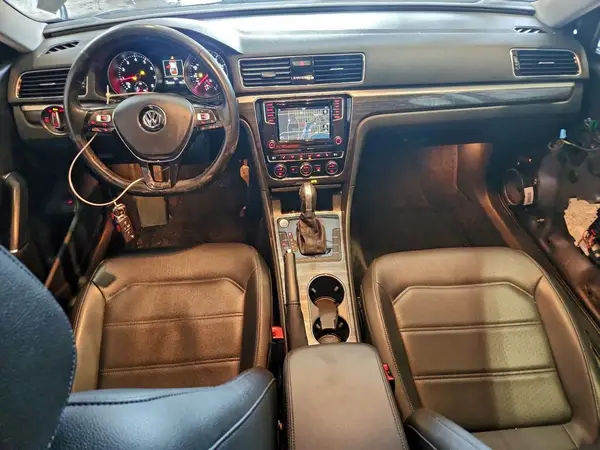 1VWBA7A39JC000681 2018 VOLKSWAGEN PASSAT - Image 8