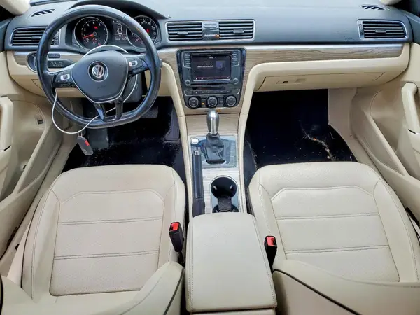 1VWBA7A39JC004598 2018 VOLKSWAGEN PASSAT - Image 8