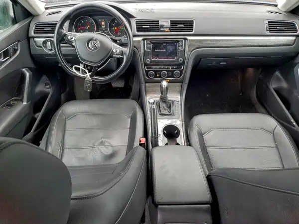 1VWBA7A39JC005394 2018 VOLKSWAGEN PASSAT - Image 8