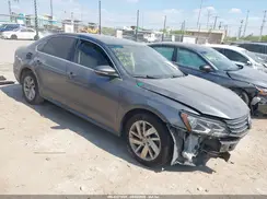 1VWBA7A39JC008814 2018 VOLKSWAGEN PASSAT