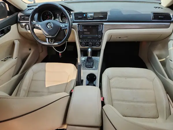 1VWBA7A39JC010899 2018 VOLKSWAGEN PASSAT - Image 8