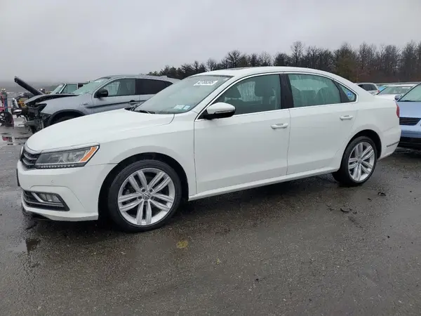 1VWBA7A39JC012295 2018 VOLKSWAGEN PASSAT - Image 1