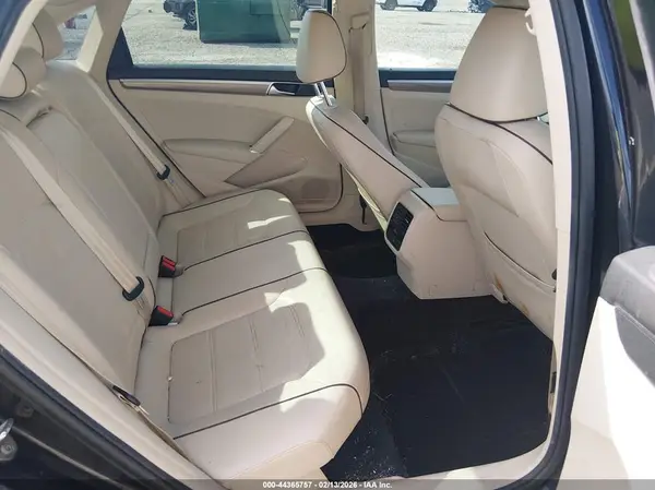 1VWBA7A39JC015472 2018 VOLKSWAGEN PASSAT - Image 8