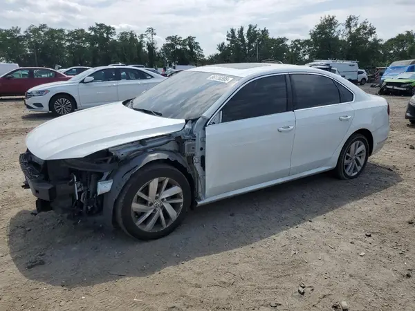 1VWBA7A39JC020705 2018 VOLKSWAGEN PASSAT - Image 1
