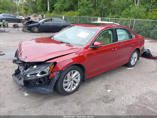 1VWBA7A39JC021529 2018 VOLKSWAGEN PASSAT - Image 2