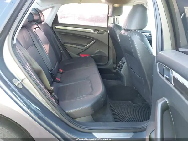1VWBA7A39JC022583 2018 VOLKSWAGEN PASSAT - Image 8