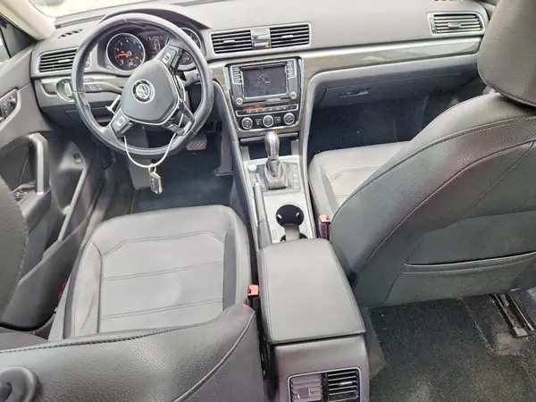 1VWBA7A39JC024723 2018 VOLKSWAGEN PASSAT - Image 8