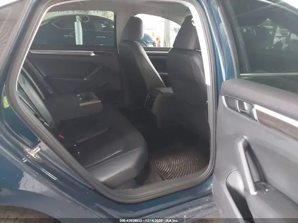 1VWBA7A39JC025628 2018 VOLKSWAGEN PASSAT - Image 8