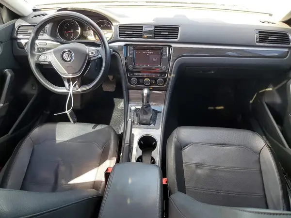 1VWBA7A39JC042123 2018 VOLKSWAGEN PASSAT - Image 8