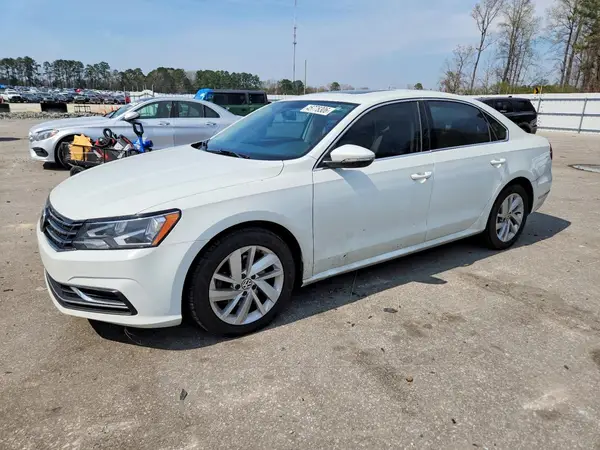 1VWBA7A39JC043109 2018 VOLKSWAGEN PASSAT - Image 1